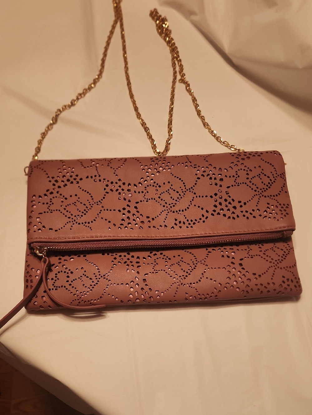 Urban Expressions Mauve Floral Laser-Cut Chain Clutch